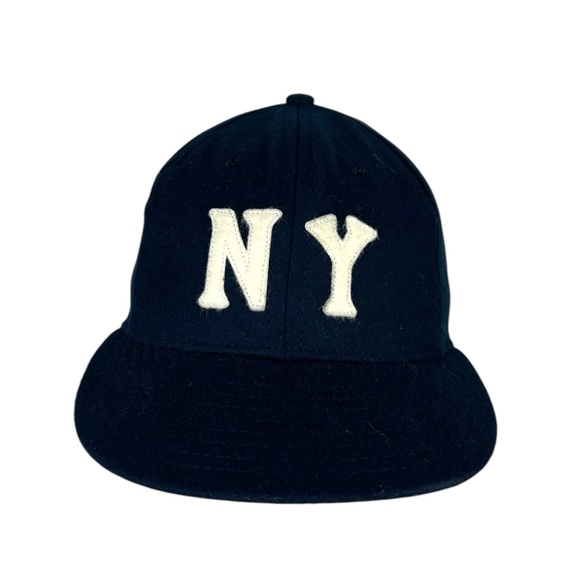 Ebbets Field Flannels Unisex Ballcap NY Yankees Vintage Hat Size 7 Navy Blue NWT